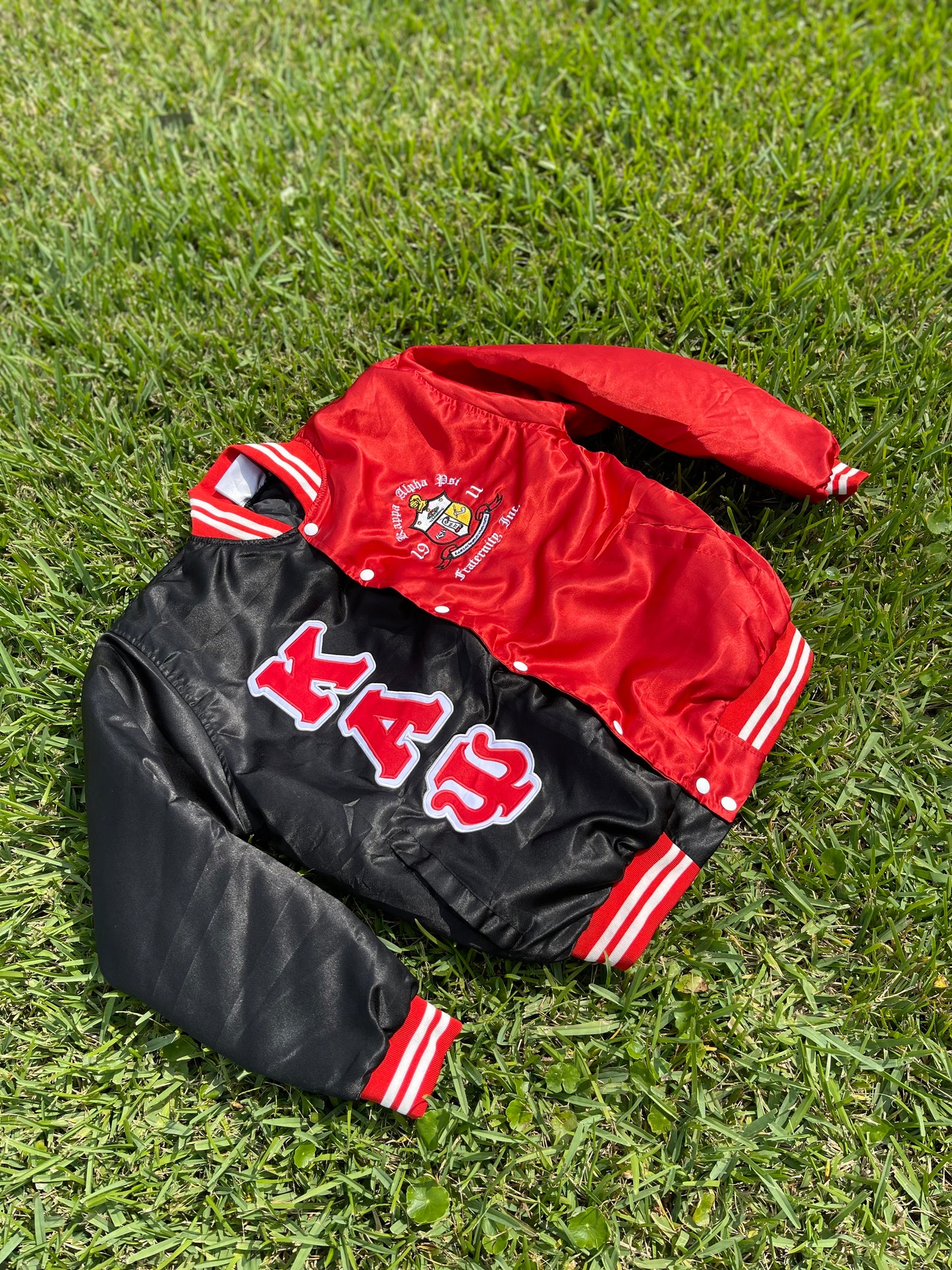 Kappa Alpha Psi Fraternity Inc. - Split Colors (White | Red)